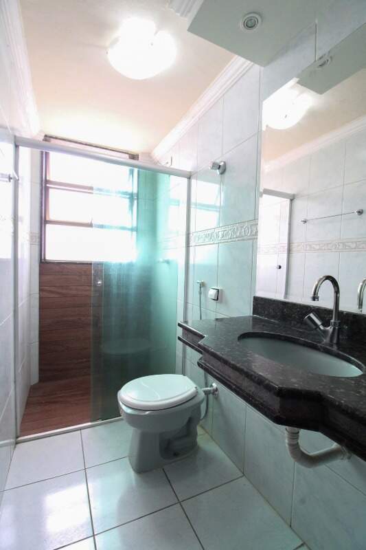 Apartamento à venda no Centro: Apartamento à venda, Centro - Divinópolis/MG