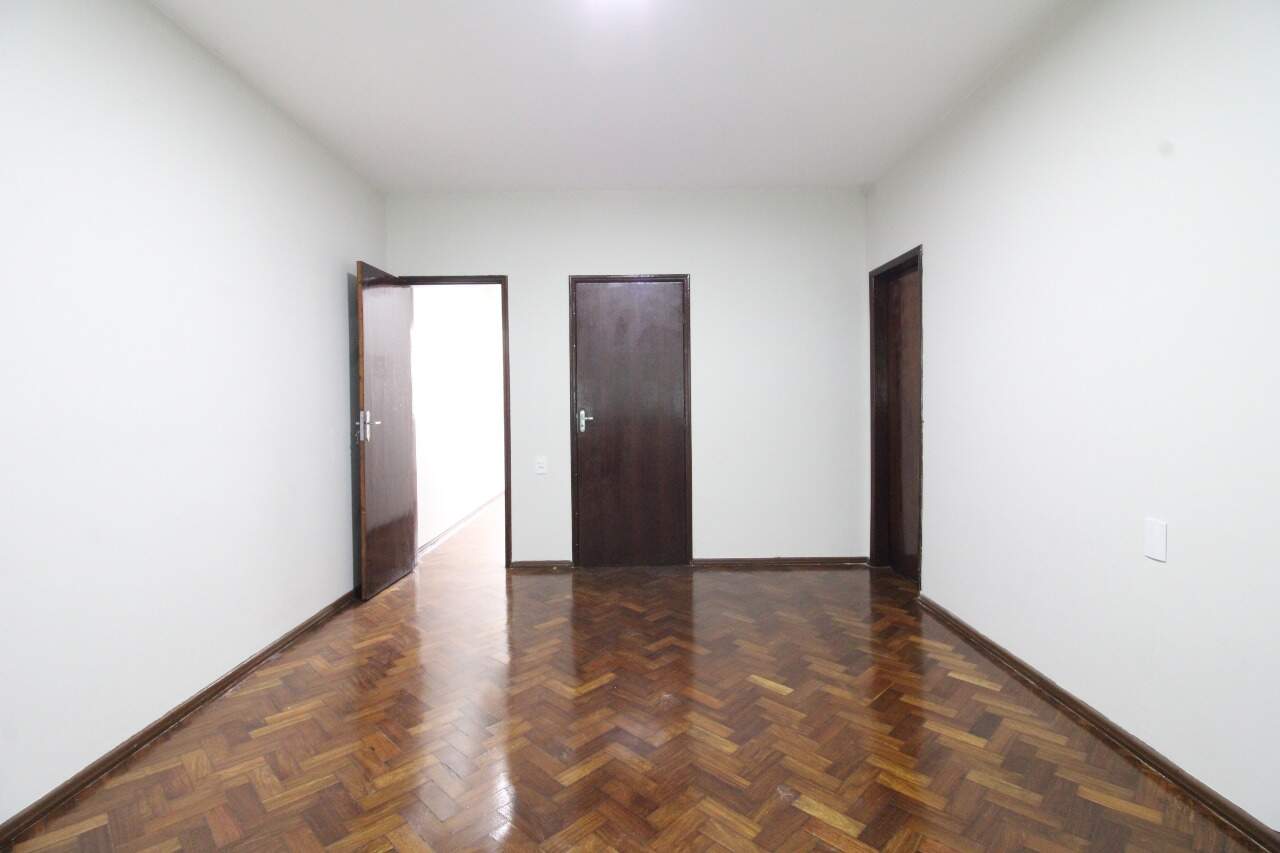Apartamento à venda no Centro: Apartamento à venda, Centro - Divinópolis/MG