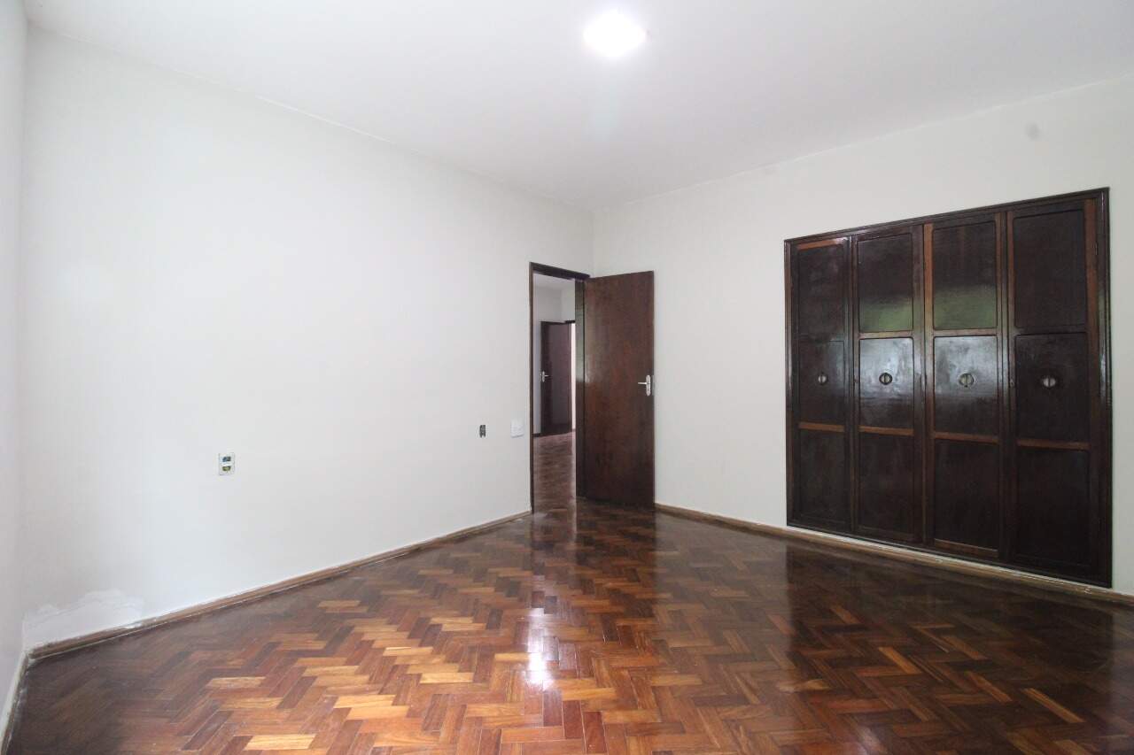 Apartamento à venda no Centro: Apartamento à venda, Centro - Divinópolis/MG