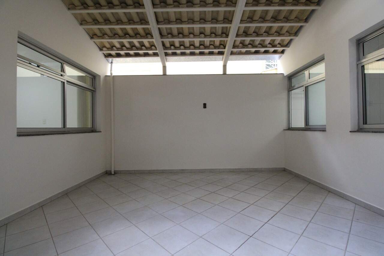 Apartamento para aluguel no Centro: Apartamento para alugar, Centro - Divinópolis/MG