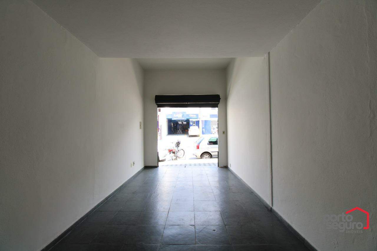 Loja para aluguel no Centro: Loja para alugar, Centro - Divinópolis/MG