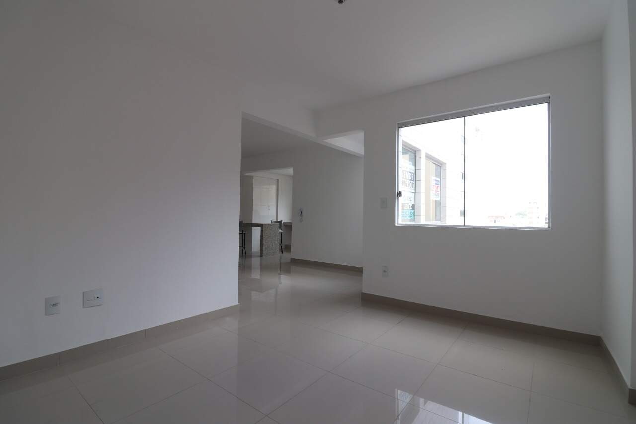 Apartamento à venda no Centro: Apartamento à venda, Centro - Divinópolis/MG