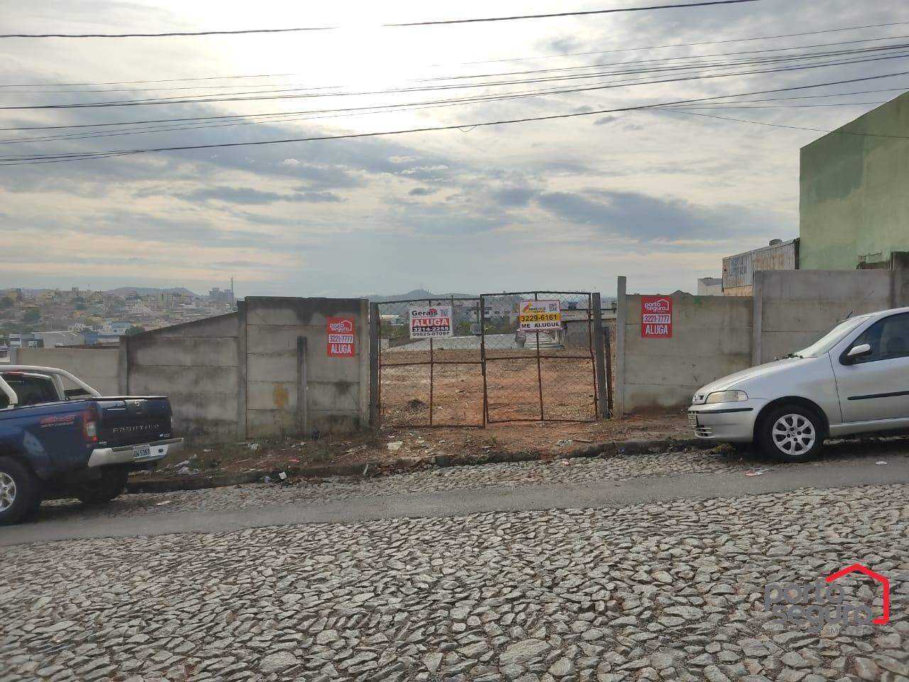 Lote para aluguel no Levindo Paula Pereira: Lote para alugar, Levindo Paula Pereira - Divinópolis/MG
