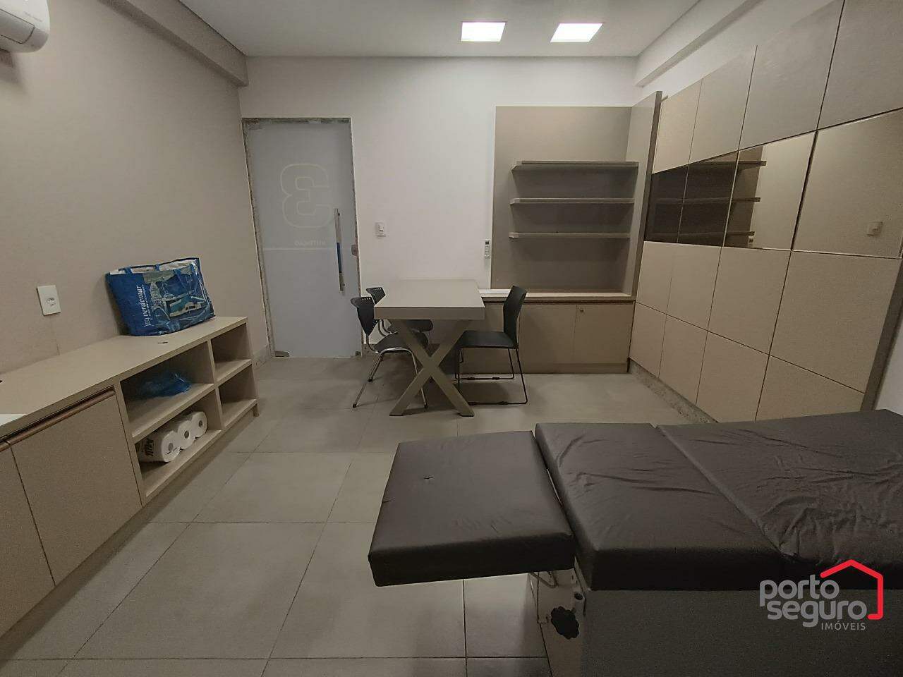 Sala para aluguel no Centro: Sala para alugar, Centro - Divinópolis/MG