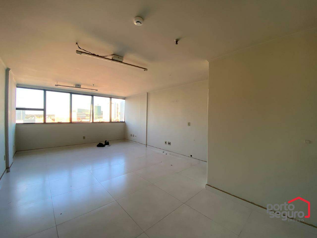 Sala para aluguel no Centro: Sala para alugar, Centro - Divinópolis/MG