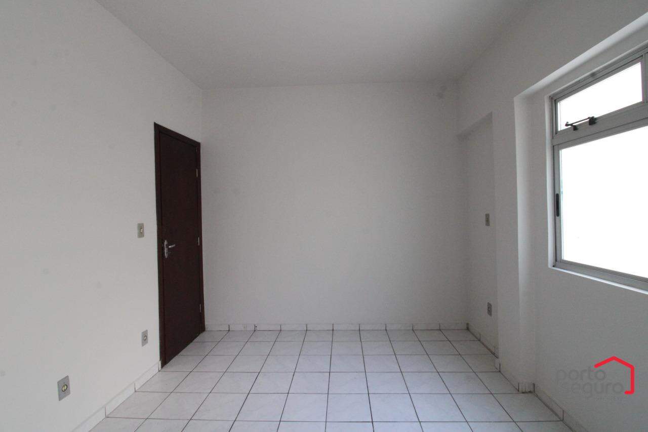 Apartamento para aluguel no Centro: Apartamento para alugar, Centro - Divinópolis/MG