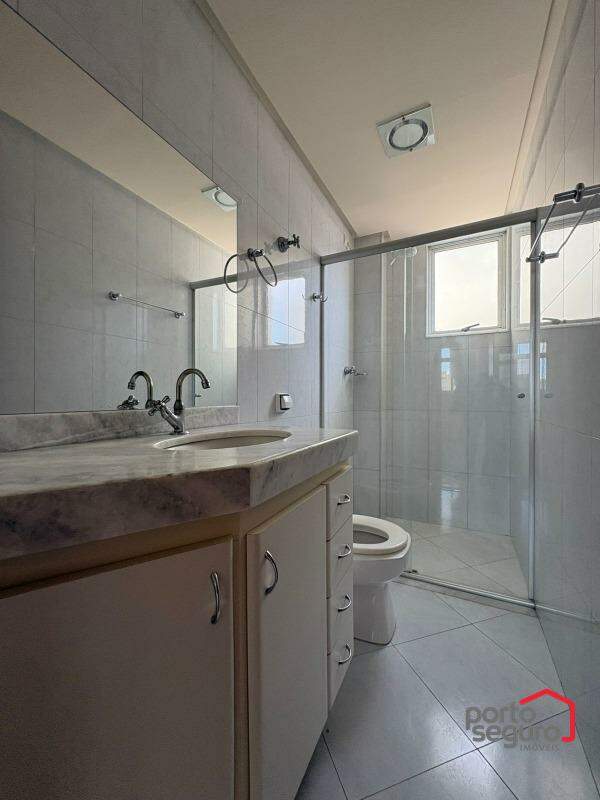 Apartamento para aluguel no Centro: Apartamento para alugar, Centro - Divinópolis/MG
