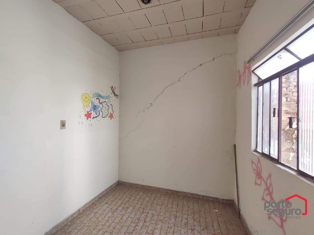 Casa para aluguel no Centro: Casa para alugar, Centro - Divinópolis/MG