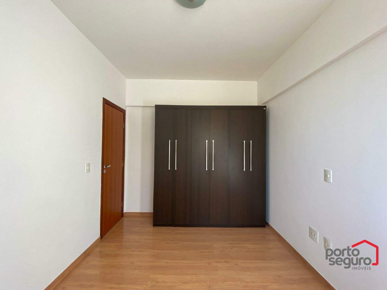 Apartamento para aluguel no Centro: Apartamento para alugar, Centro - Divinópolis/MG