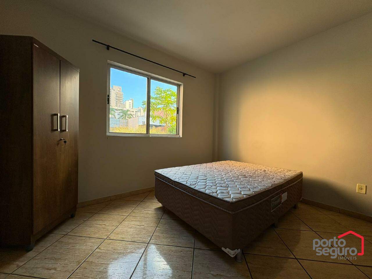 Apartamento para aluguel no Vila Cruzeiro: Apartamento para alugar, Vila Cruzeiro - Divinópolis/MG