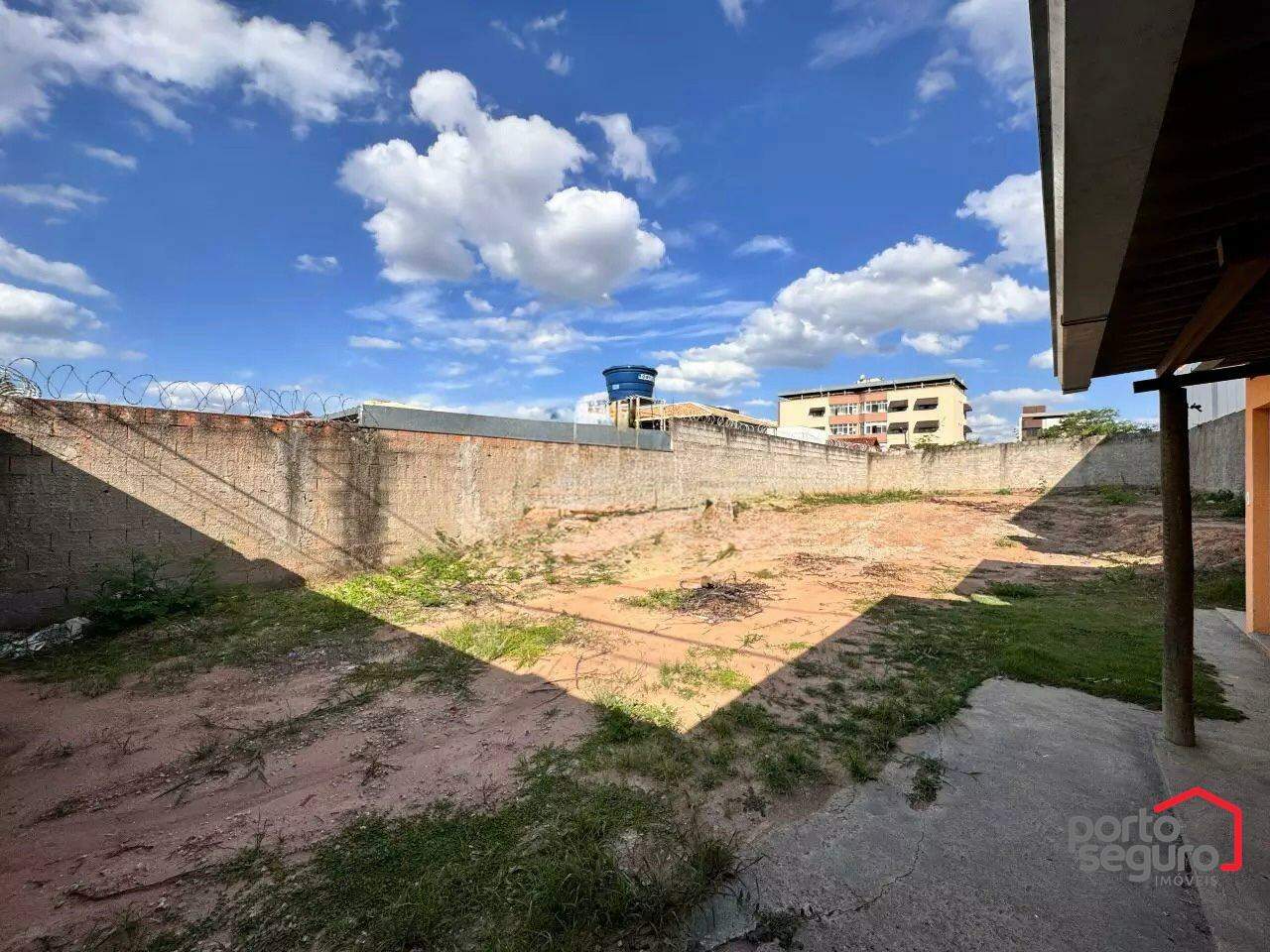 Lote para aluguel no Planalto: Lote para alugar, Planalto - Divinópolis/MG