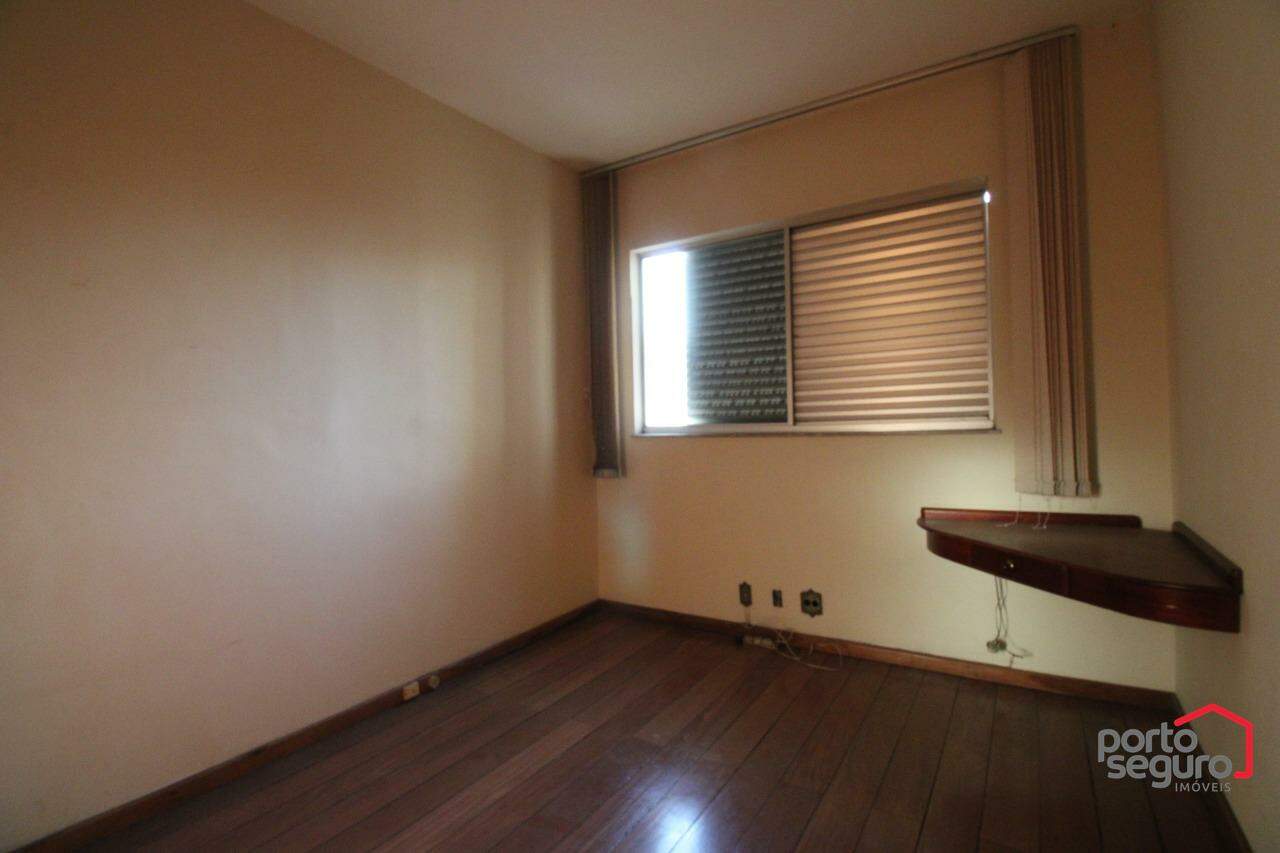 Apartamento à venda no Centro: Apartamento à venda, Centro - Divinópolis/MG