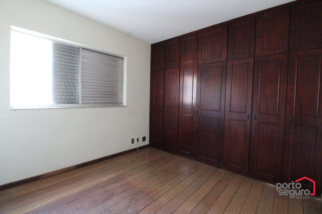 Apartamento à venda no Centro: Apartamento à venda, Centro - Divinópolis/MG