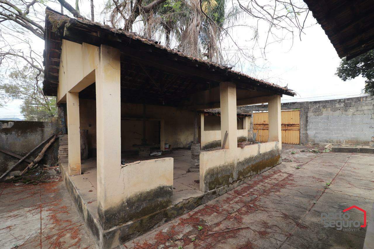 Casa à venda no Bom Pastor: Casa à venda, Bom Pastor - Divinópolis/MG