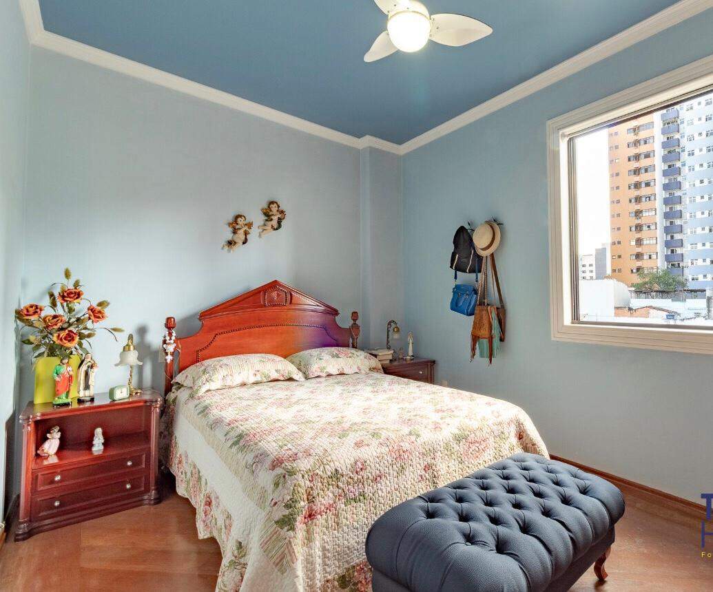Apartamento à venda no Centro: Apartamento à venda, Centro - Divinópolis/MG