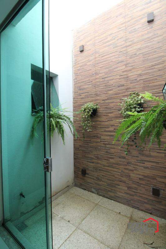 Casa Comercial para aluguel no Centro: Casa Comercial para alugar, Centro - Divinópolis/MG
