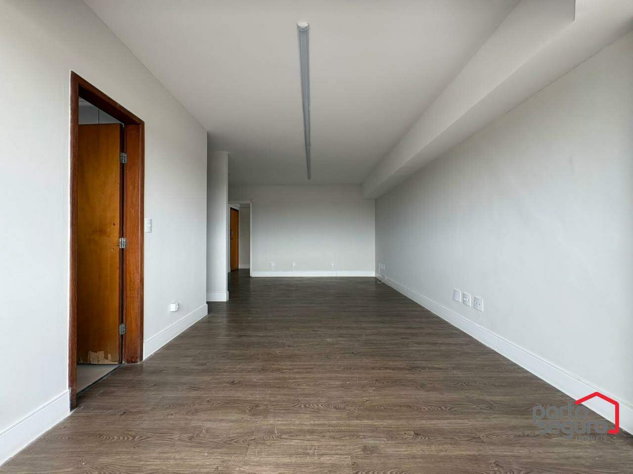 Sala para aluguel no Centro: Sala para alugar, Centro - Divinópolis/MG