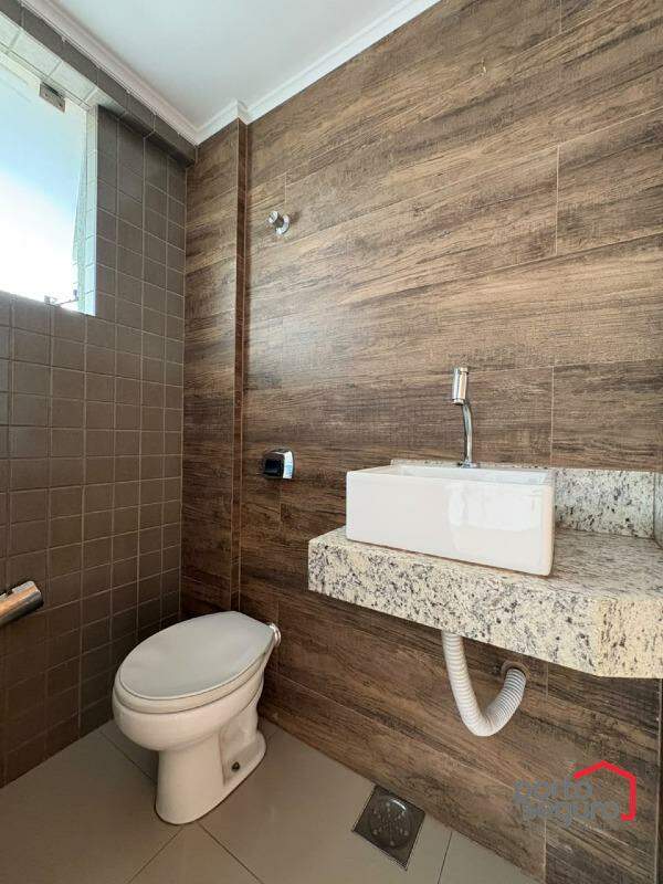 Sala para aluguel no Centro: Sala para alugar, Centro - Divinópolis/MG
