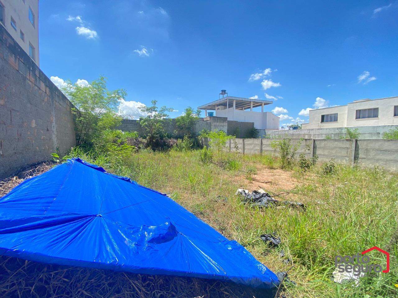 Lote para aluguel no Universitário: Lote para alugar, Universitário - Divinópolis/MG