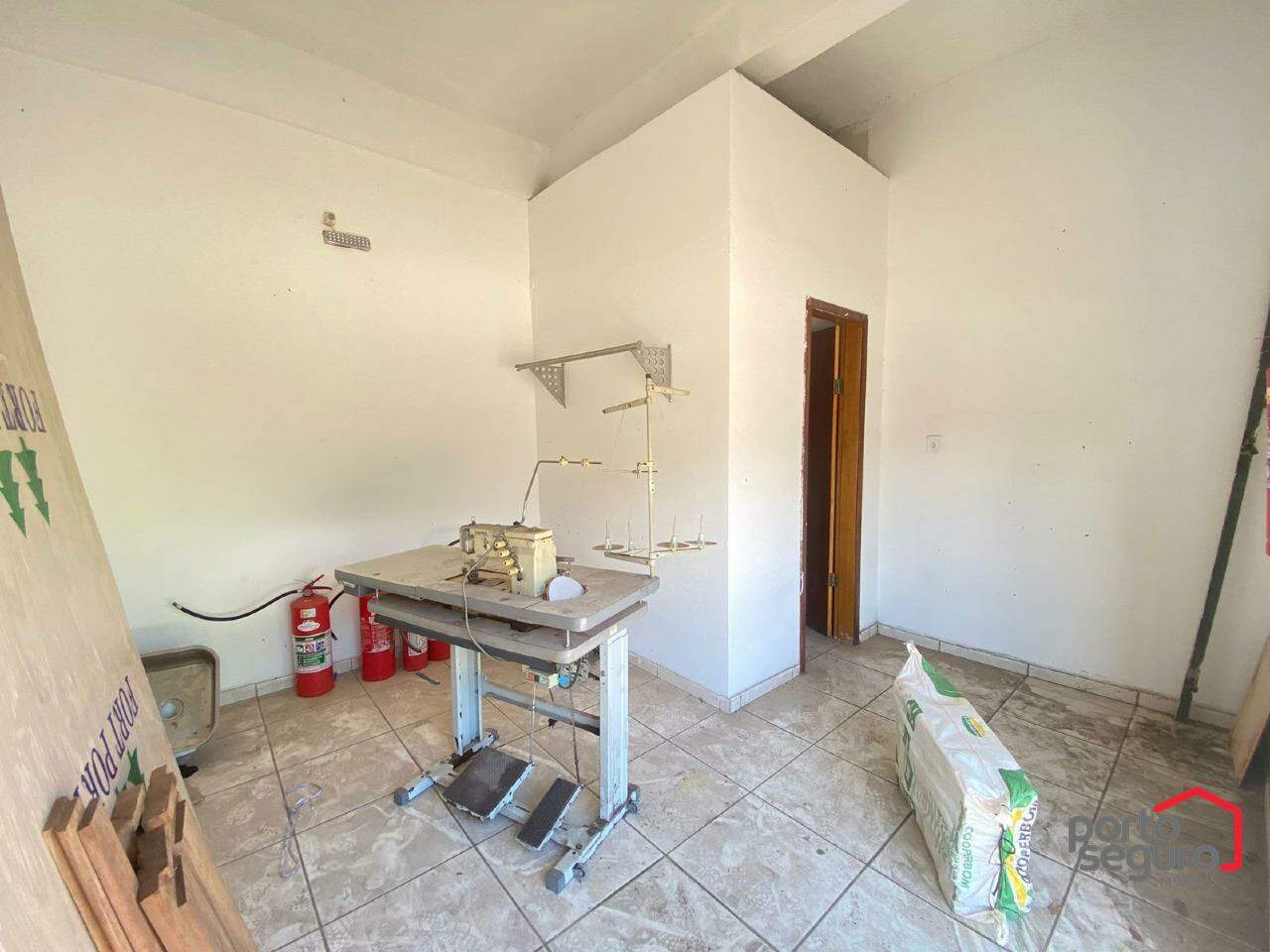 Loja para aluguel no Manoel Valinhas: Loja para alugar, Manoel Valinhas - Divinópolis/MG
