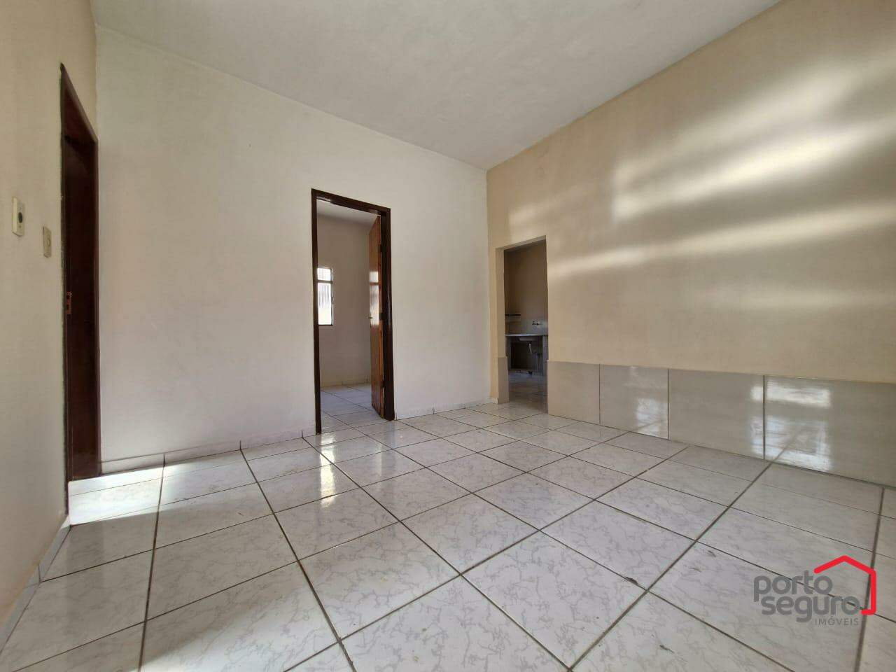 Casa para aluguel no Planalto: Casa para alugar, Planalto - Divinópolis/MG