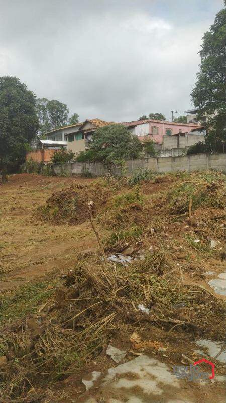 Lote para aluguel no Planalto: Lote para alugar, Planalto - Divinópolis/MG