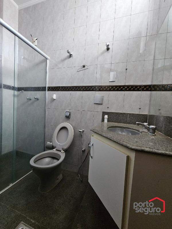 Apartamento para aluguel no Centro: Apartamento para alugar, Centro - Divinópolis/MG