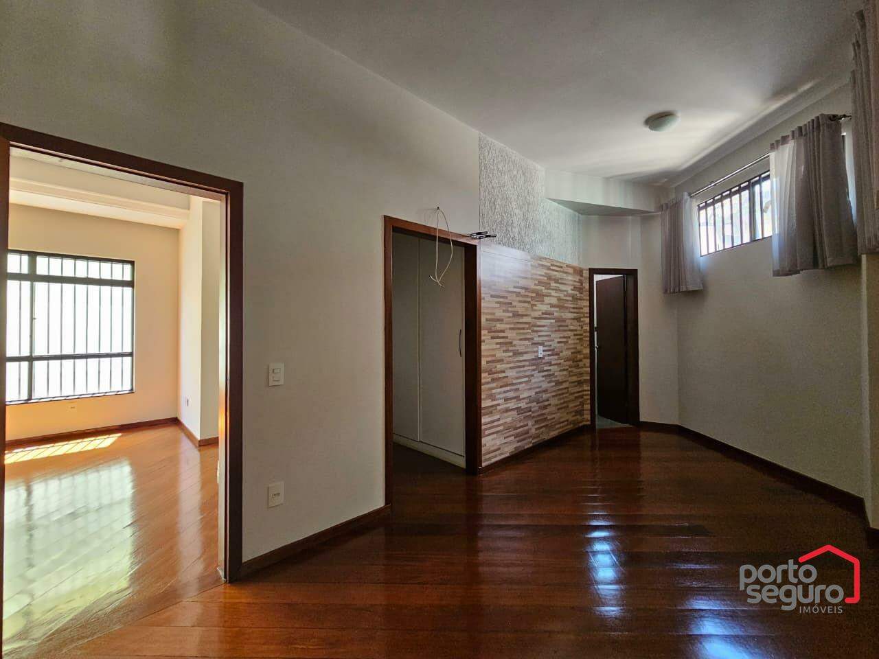 Apartamento para aluguel no Centro: Apartamento para alugar, Centro - Divinópolis/MG