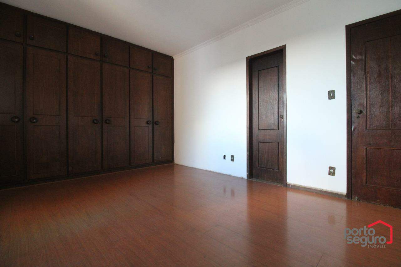 Apartamento à venda no Centro: Apartamento à venda, Centro - Divinópolis/MG