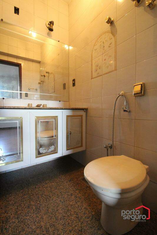 Apartamento à venda no Centro: Apartamento à venda, Centro - Divinópolis/MG