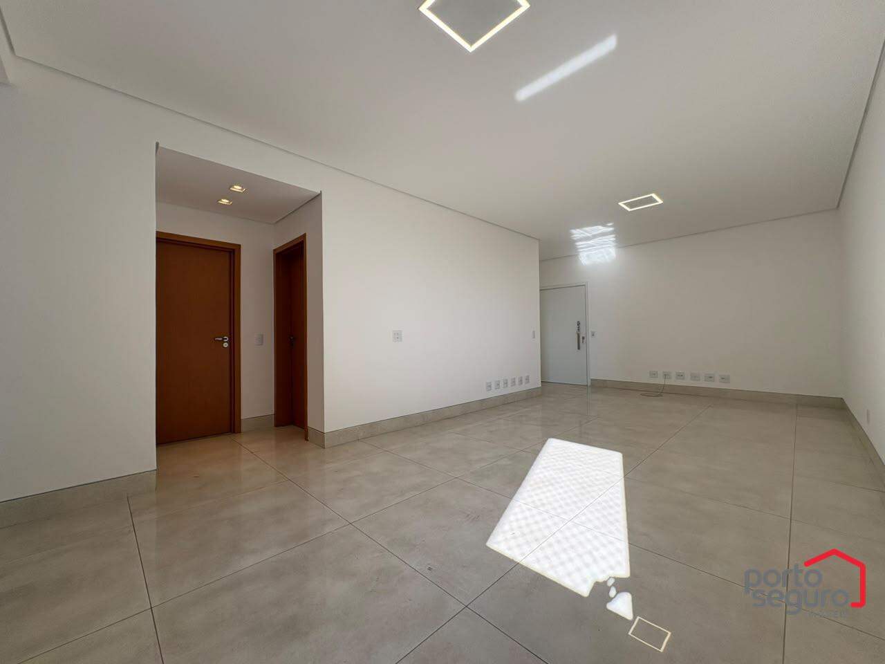 Apartamento para aluguel no Centro: Apartamento para alugar, Centro - Divinópolis/MG