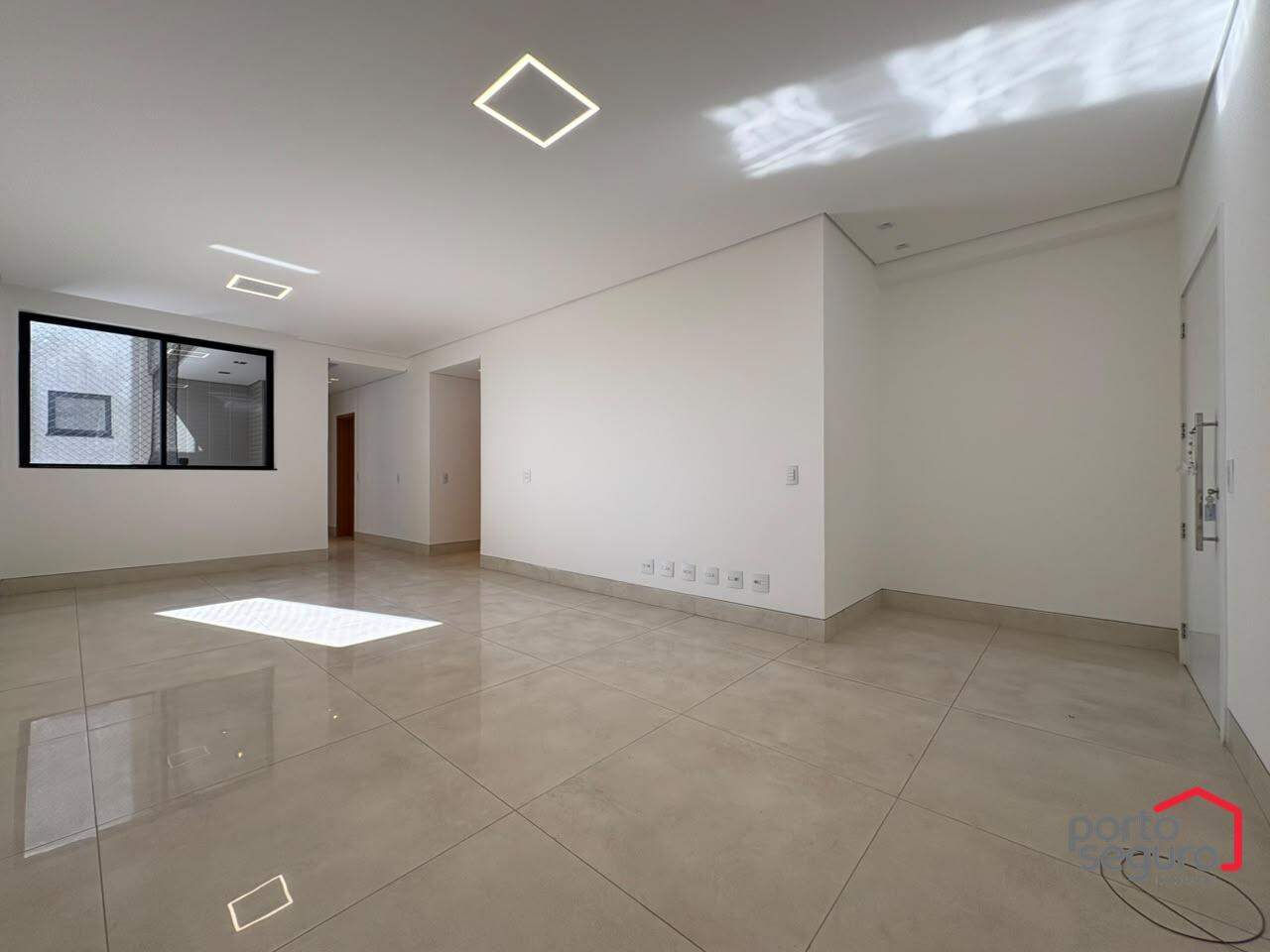 Apartamento para aluguel no Centro: Apartamento para alugar, Centro - Divinópolis/MG