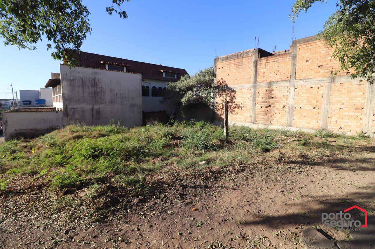 Lote para aluguel no Tietê: Lote para alugar, Tietê - Divinópolis/MG