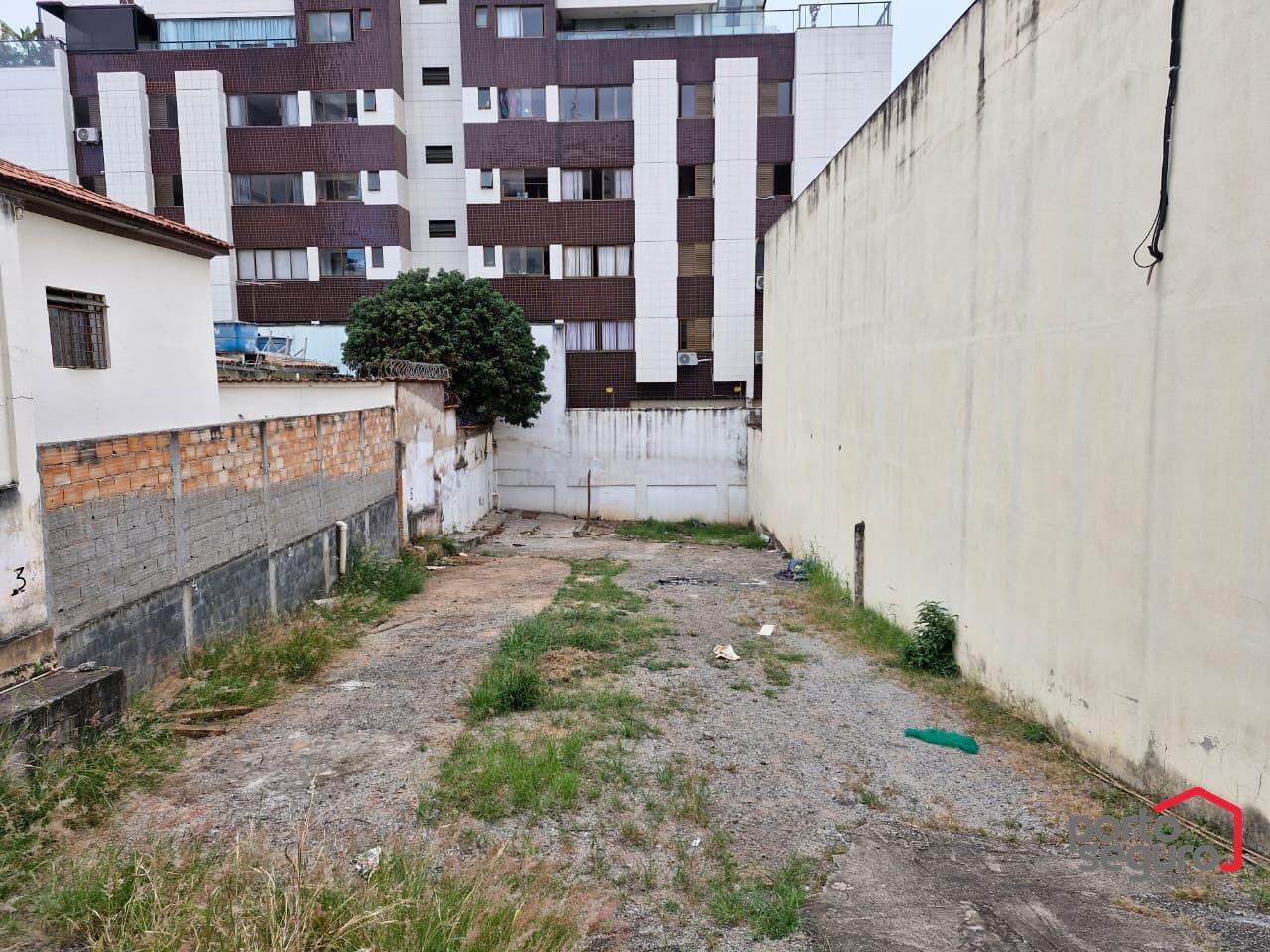 Lote para aluguel no Centro: Lote para alugar, Centro - Divinópolis/MG