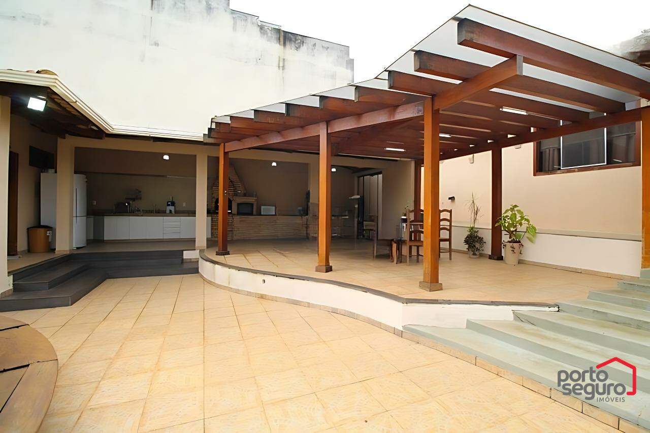Casa à venda no Liberdade: Casa à venda, Liberdade - Divinópolis/MG