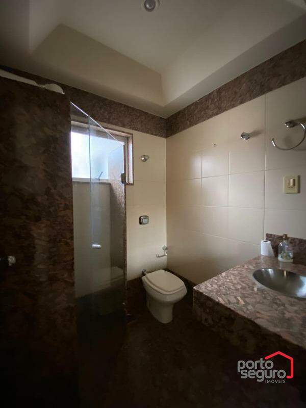 Apartamento para aluguel no Centro: Apartamento para alugar, Centro - Divinópolis/MG