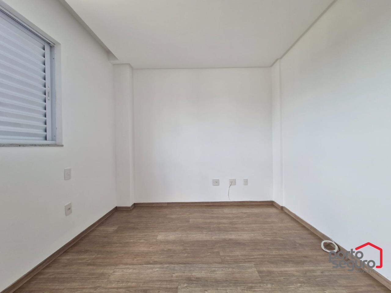 Apartamento para aluguel no Centro: Apartamento para alugar, Centro - Divinópolis/MG