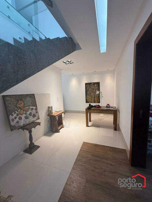 Casa em condomínio à venda no Condomínio Ville Royalle: Casa em condomínio à venda, Condomínio Ville Royalle - Divinópolis/MG