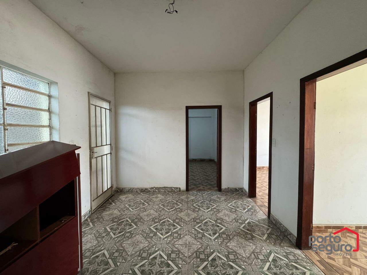 Casa Comercial para aluguel no Centro: Casa Comercial para alugar, Centro - Divinópolis/MG