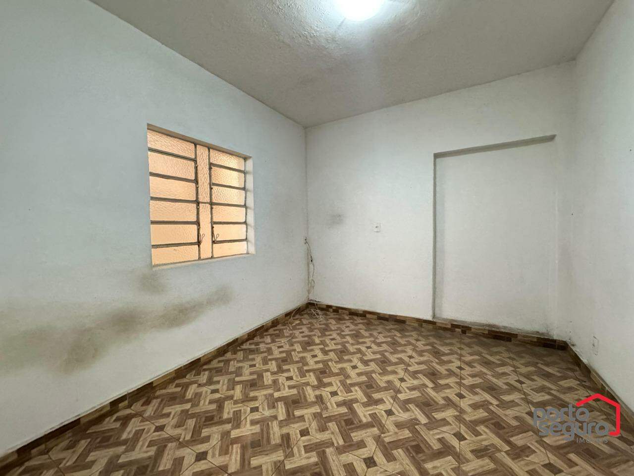 Casa Comercial para aluguel no Centro: Casa Comercial para alugar, Centro - Divinópolis/MG
