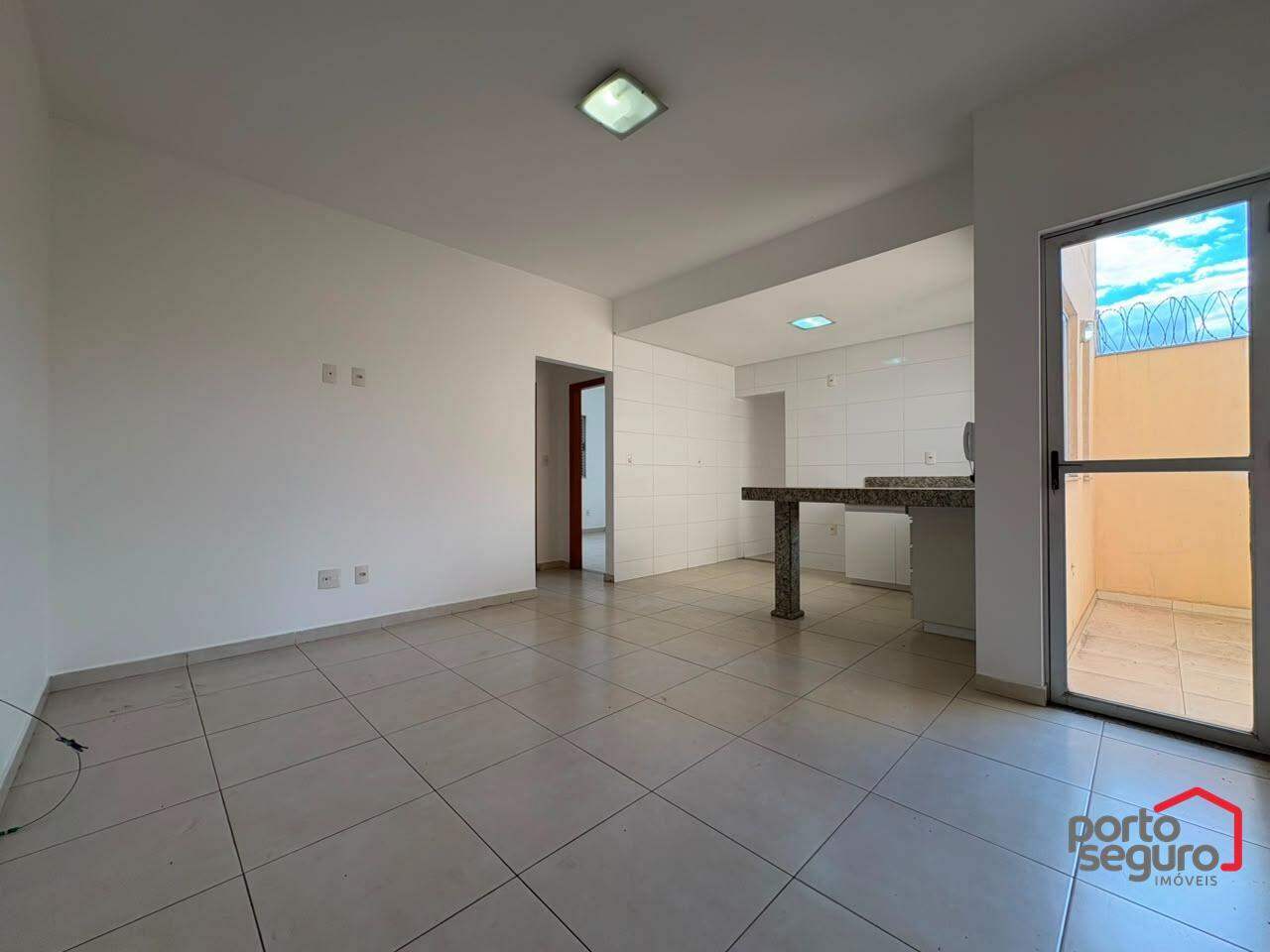 Apartamento para aluguel no Niterói: Apartamento para alugar, Niterói - Divinópolis/MG