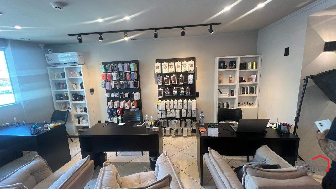 Sala à venda no Centro: Sala à venda, Centro - Divinópolis/MG