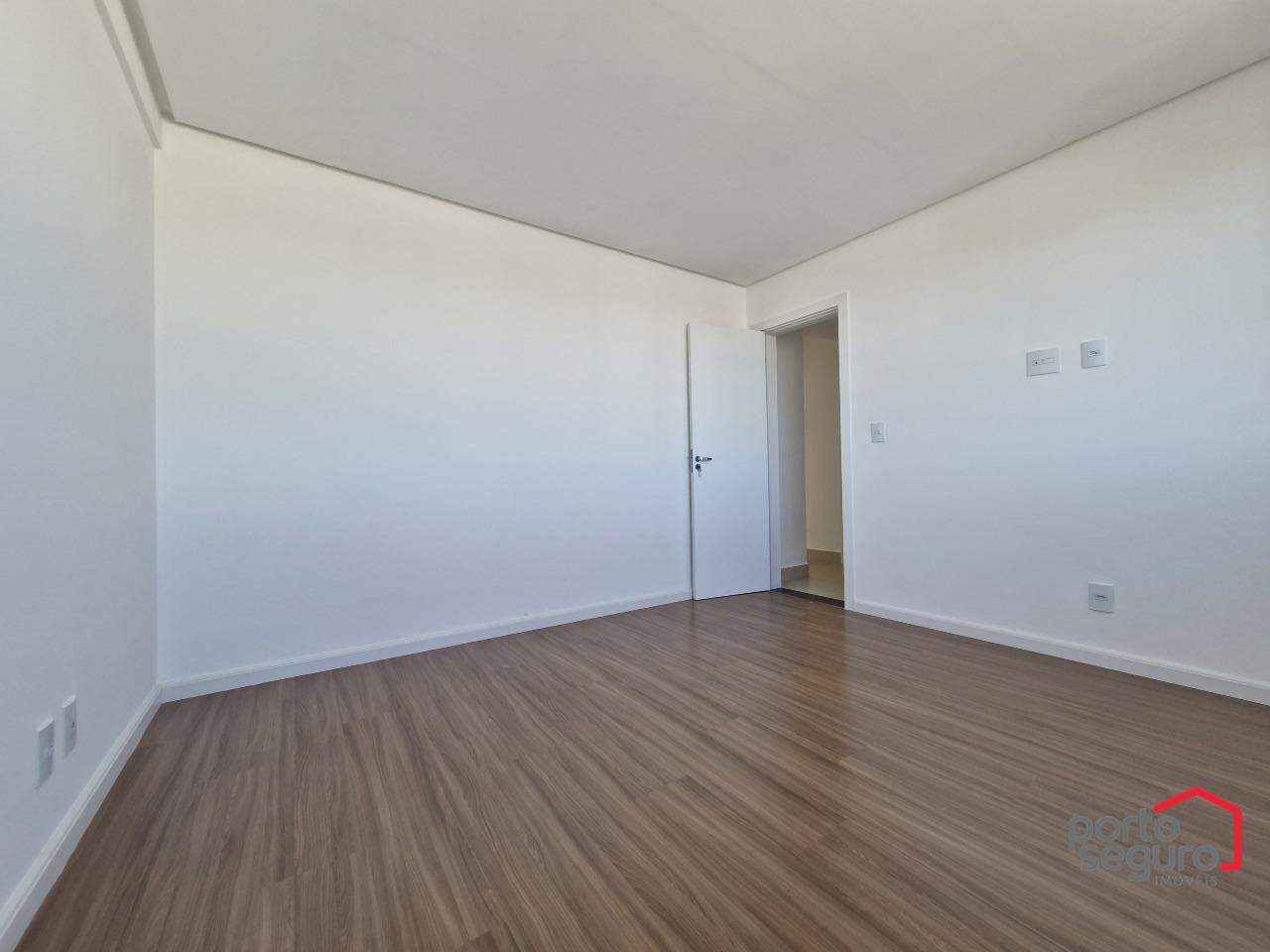 Apartamento à venda no Santo Antônio: Apartamento à venda, Santo Antônio - Divinópolis/MG