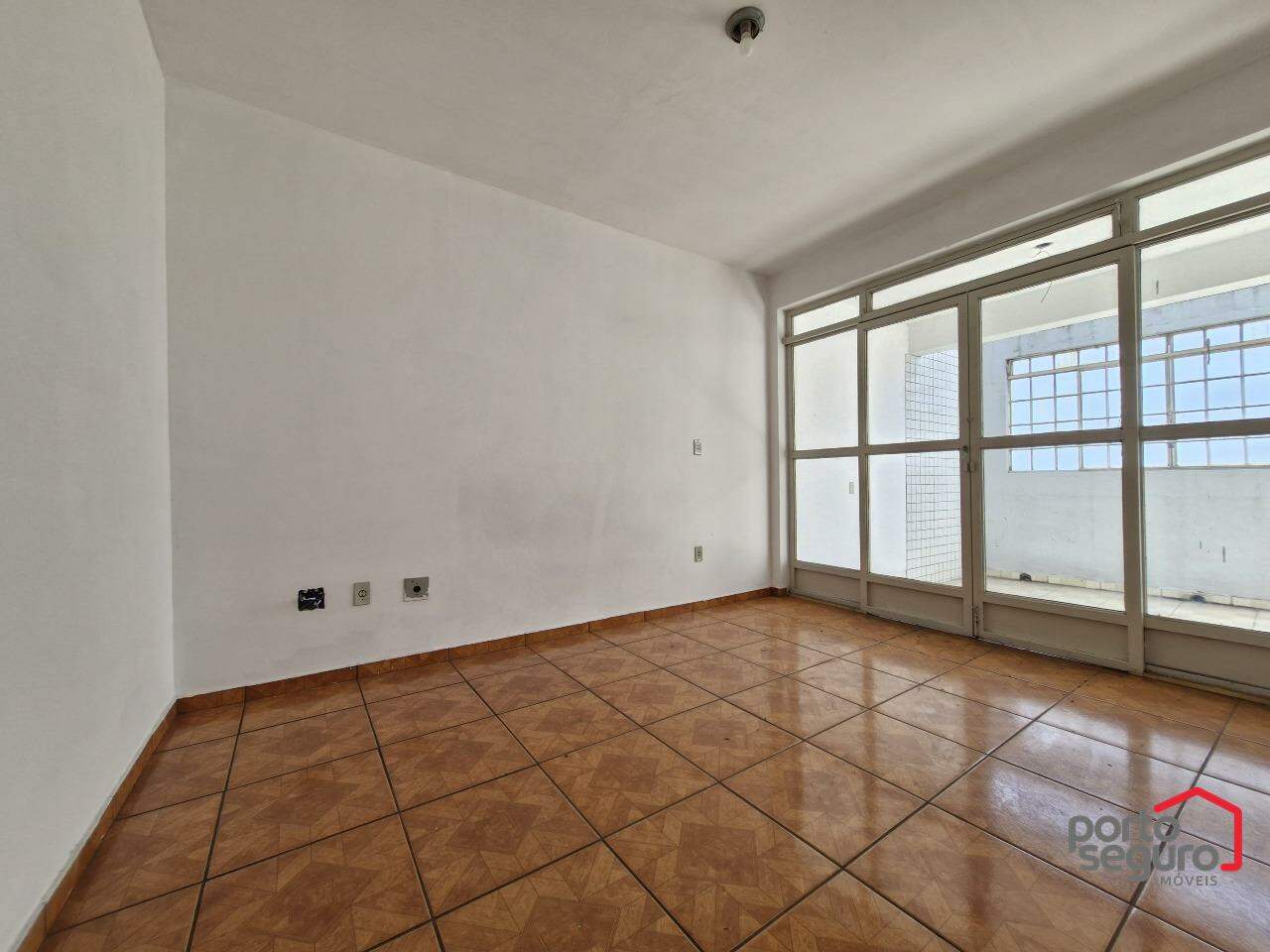 Apartamento para aluguel no Centro: Apartamento para alugar, Centro - Divinópolis/MG
