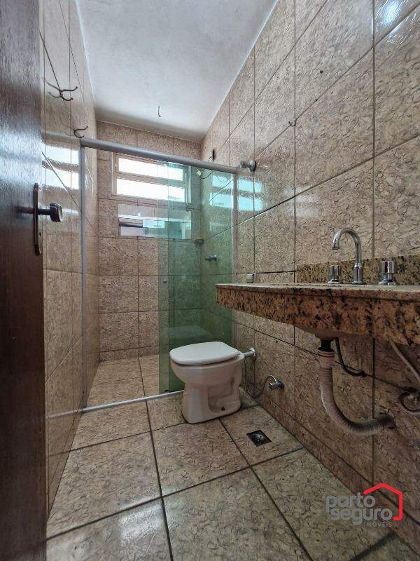 Apartamento para aluguel no Centro: Apartamento para alugar, Centro - Divinópolis/MG