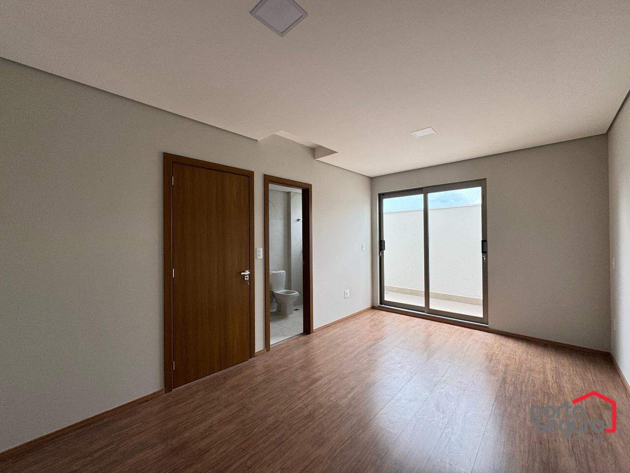 Apartamento Área Externa à venda no Afonso Pena: Apartamento Área Externa à venda, Afonso Pena - Divinópolis/MG