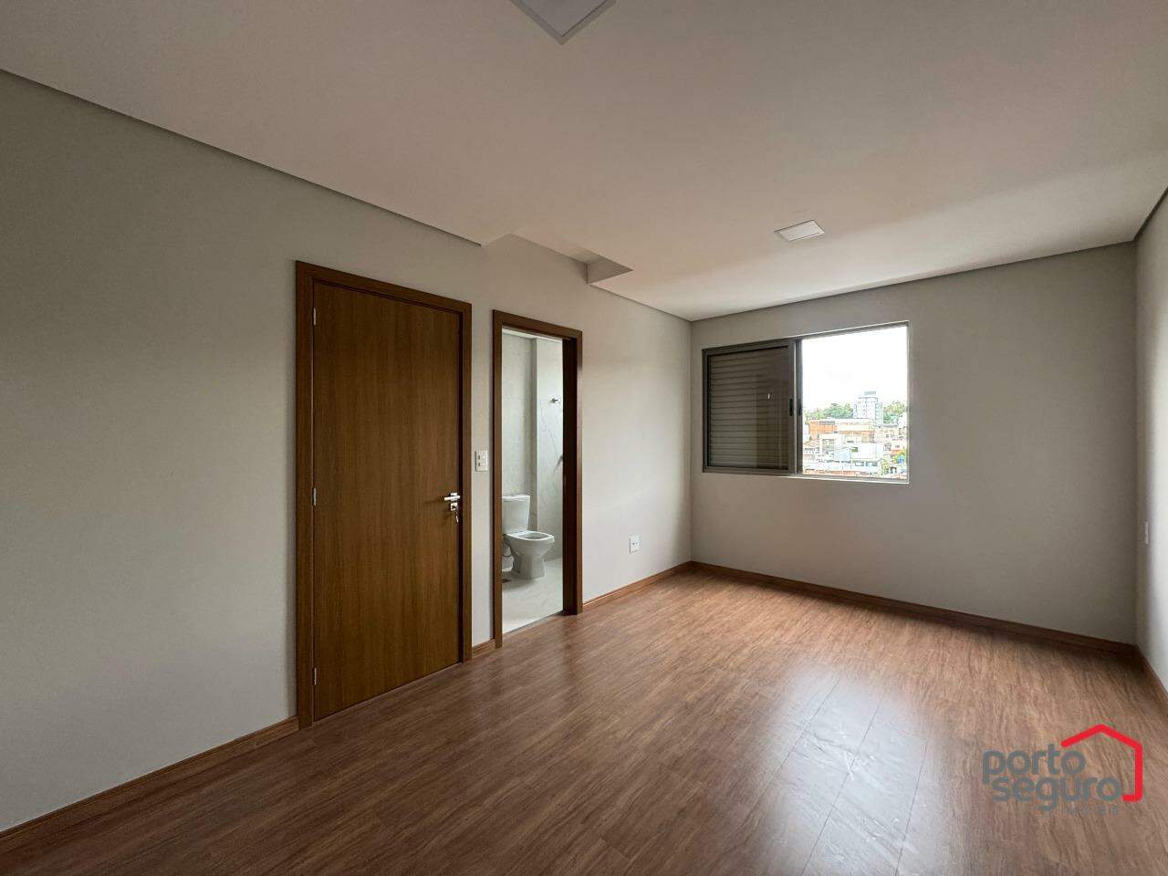 Apartamento à venda no Afonso Pena: Apartamento à venda, Afonso Pena - Divinópolis/MG