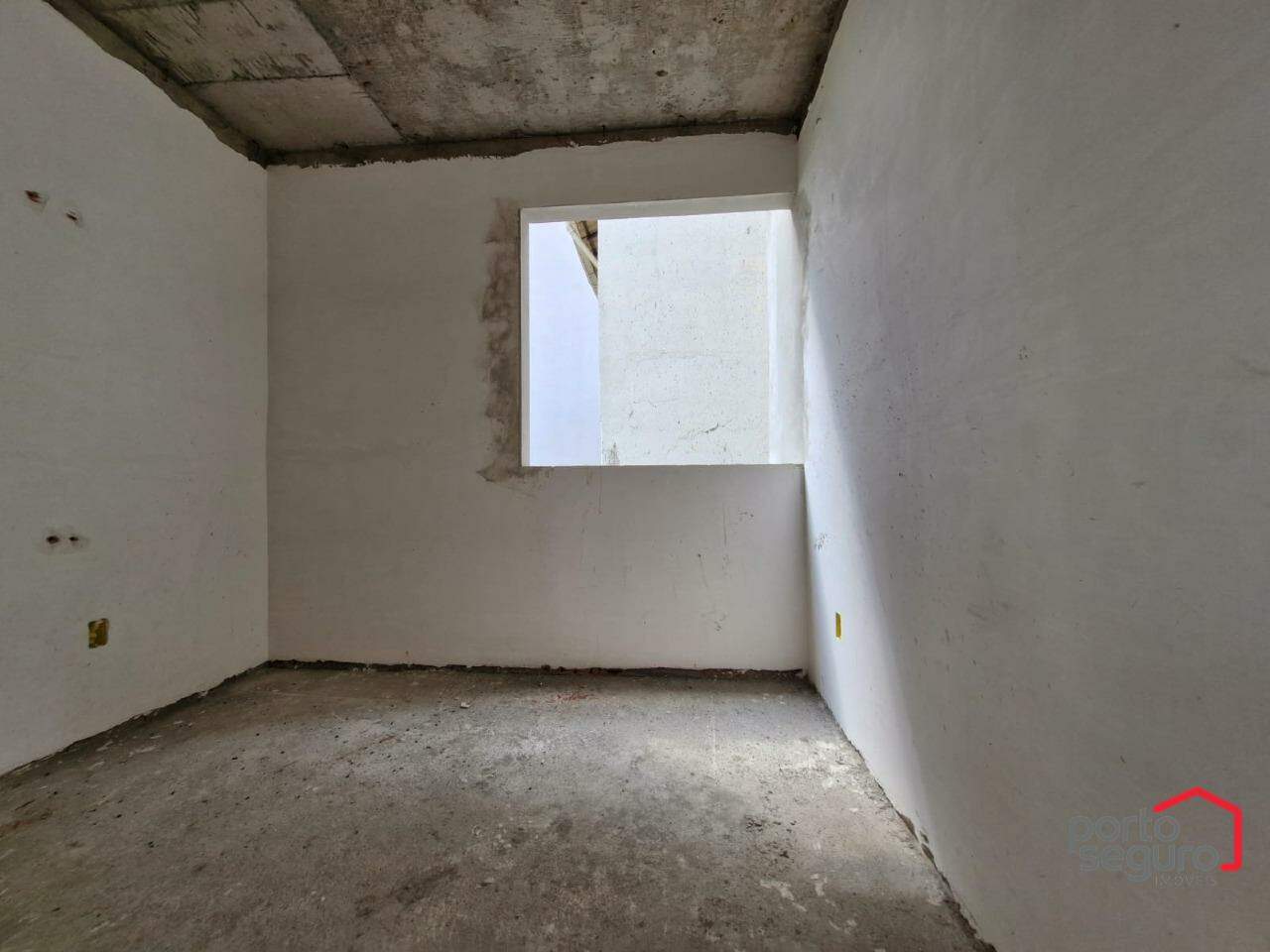 Apartamento à venda no Centro: Apartamento à venda, Centro - Divinópolis/MG