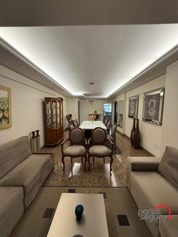 Apartamento à venda no Centro: Apartamento à venda, Centro - Divinópolis/MG