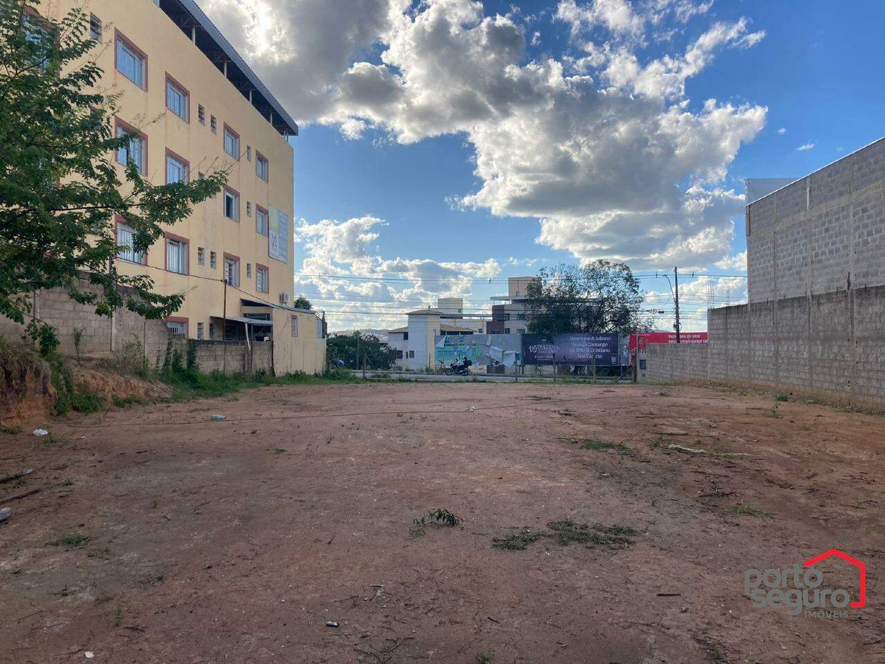 Lote para aluguel no Bela Vista: Lote para alugar, Bela Vista - Divinópolis/MG